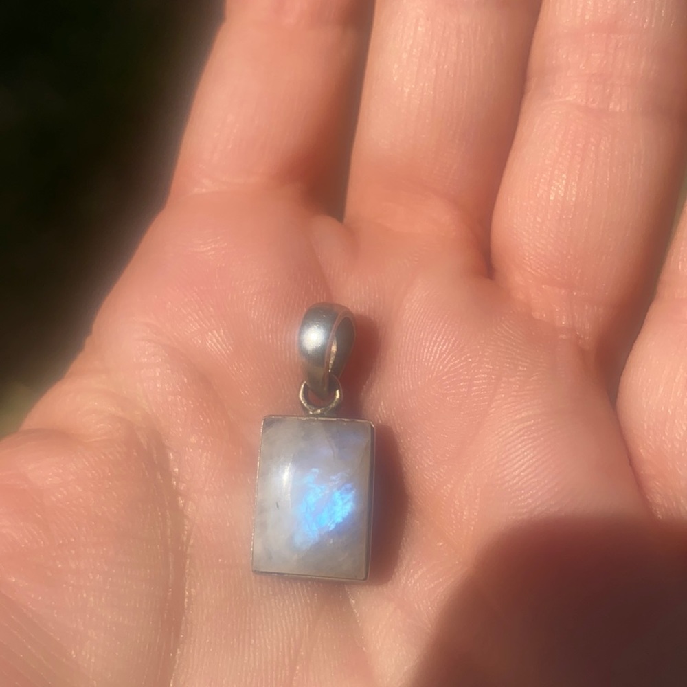 Moonstone or Labradorite  ?fiery sterling pendant with flash